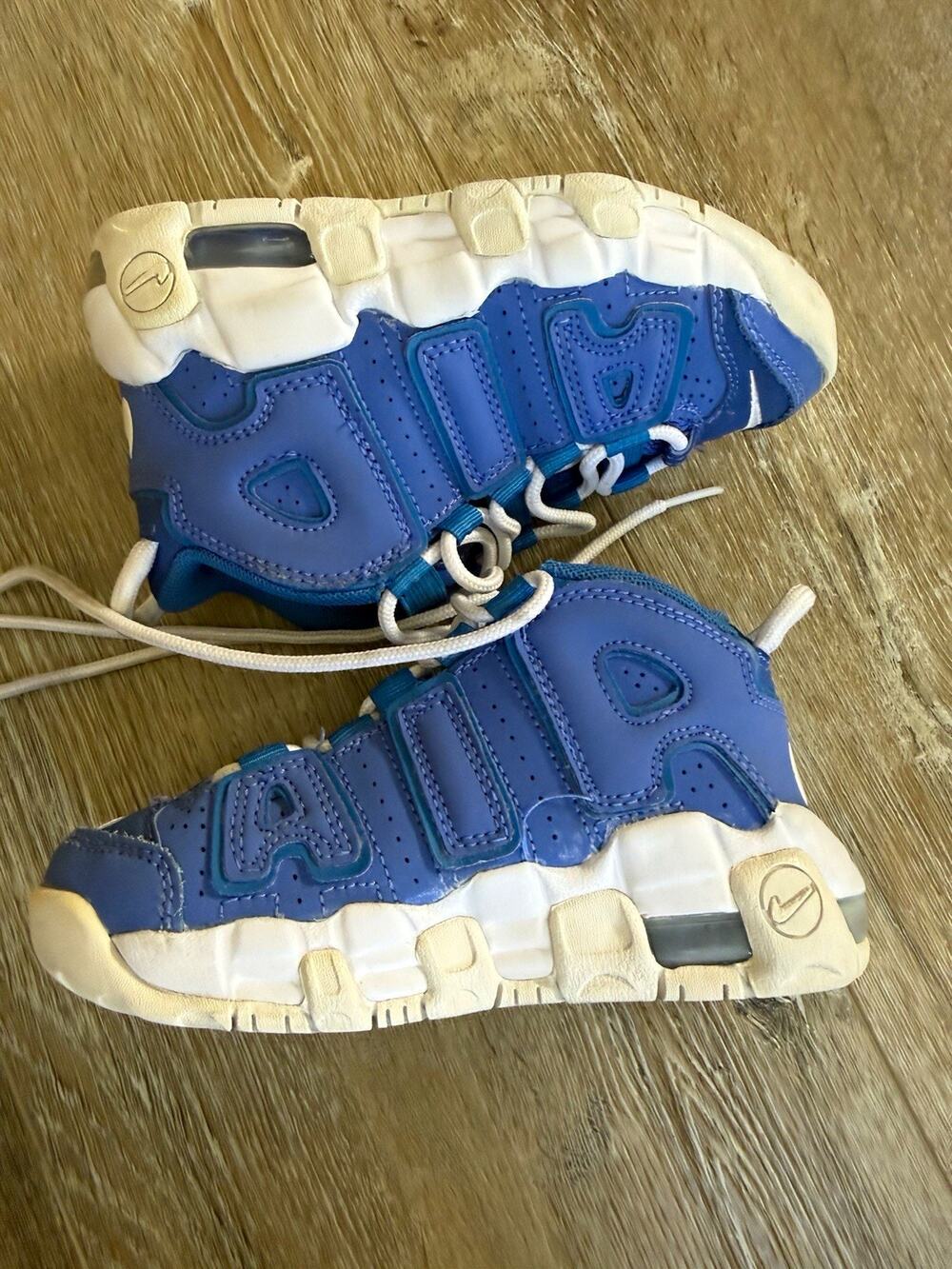 Nike Air More Uptempo Blue/White Low Top Lace-Up Athletic Sneakers Teens